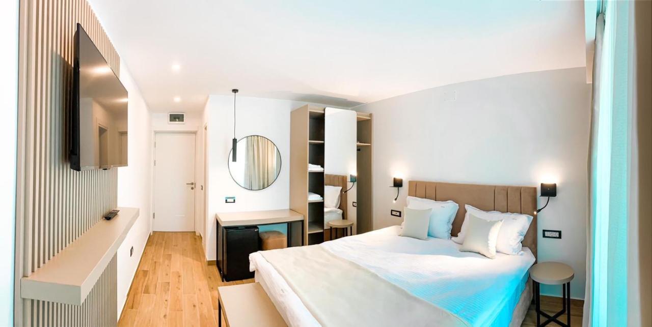 Hotel Corina Венус Екстер'єр фото