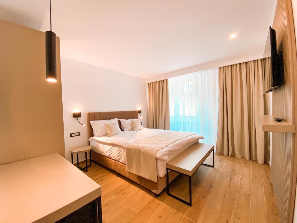 Hotel Corina Венус Екстер'єр фото