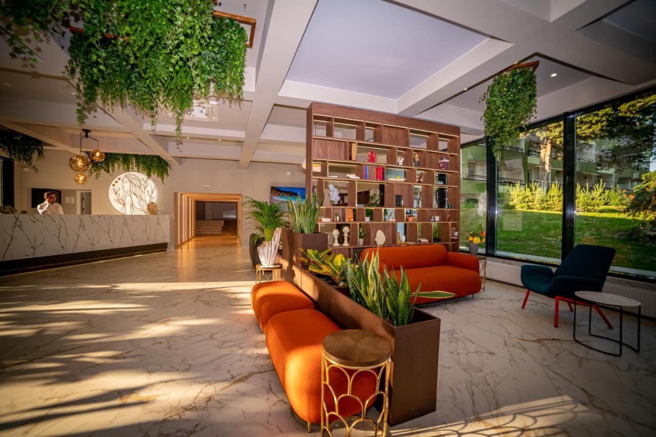 Hotel Corina Венус Екстер'єр фото