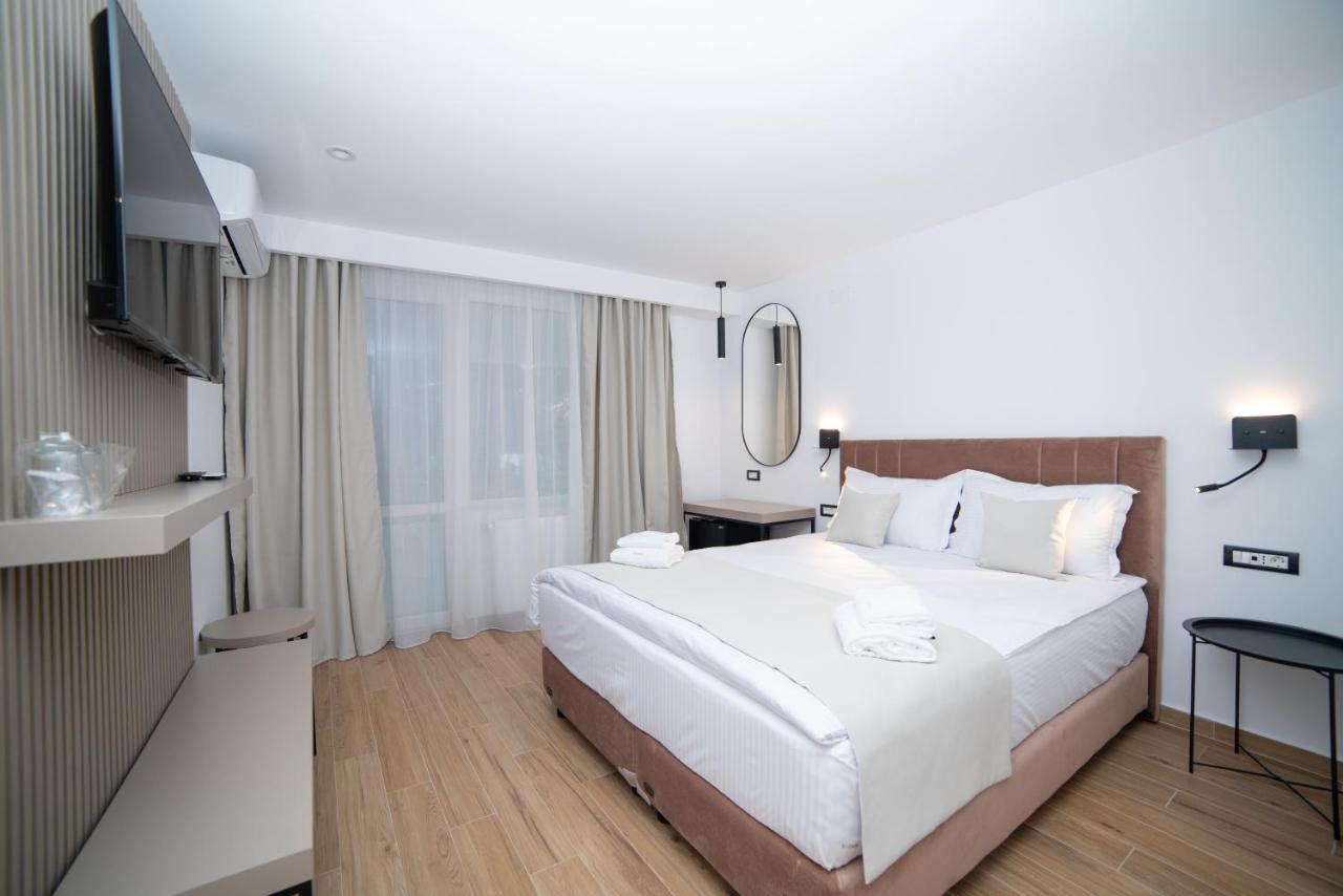 Hotel Corina Венус Екстер'єр фото
