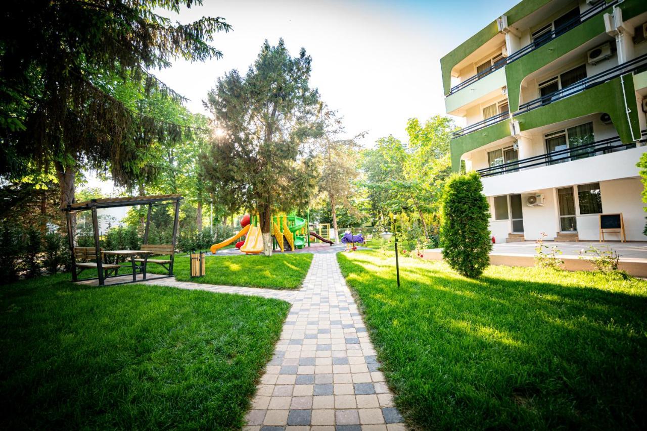 Hotel Corina Венус Екстер'єр фото