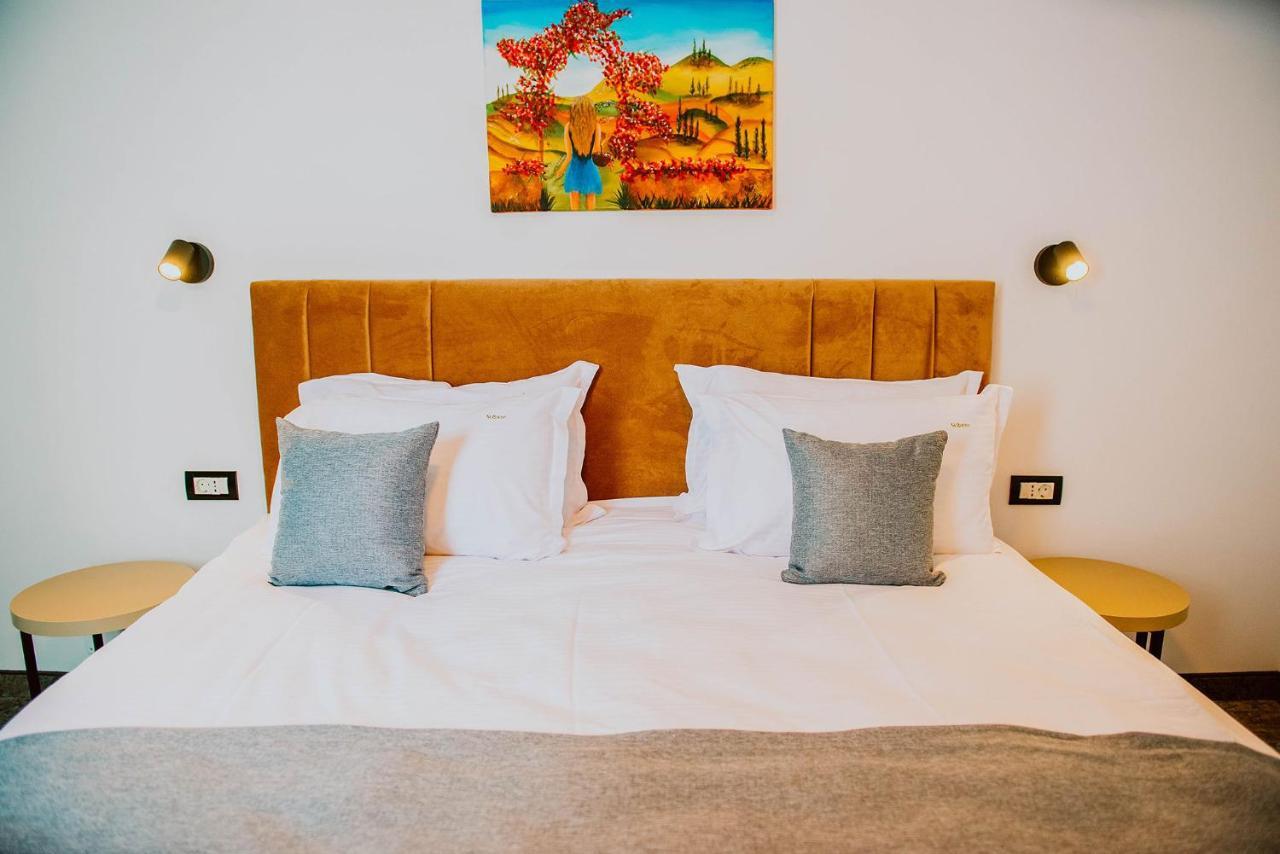 Hotel Corina Венус Екстер'єр фото