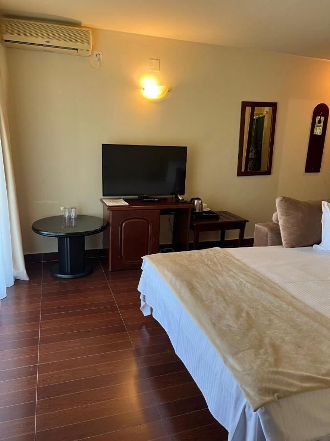 Hotel Corina Венус Екстер'єр фото
