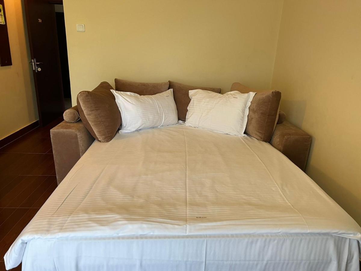 Hotel Corina Венус Екстер'єр фото